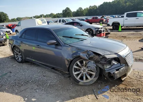 2014 Chrysler 300 S z USA, uszkodzony, nr VIN 2C3CCABG1EH321153